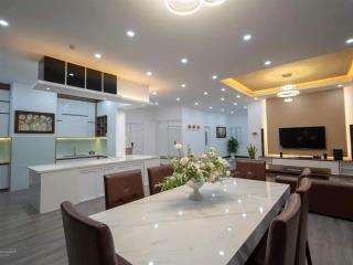 Cho thuê căn hộ penthouse đà nẵng plaza, view bao trọn sông hàn đà nẵng. tuyệt đẹp