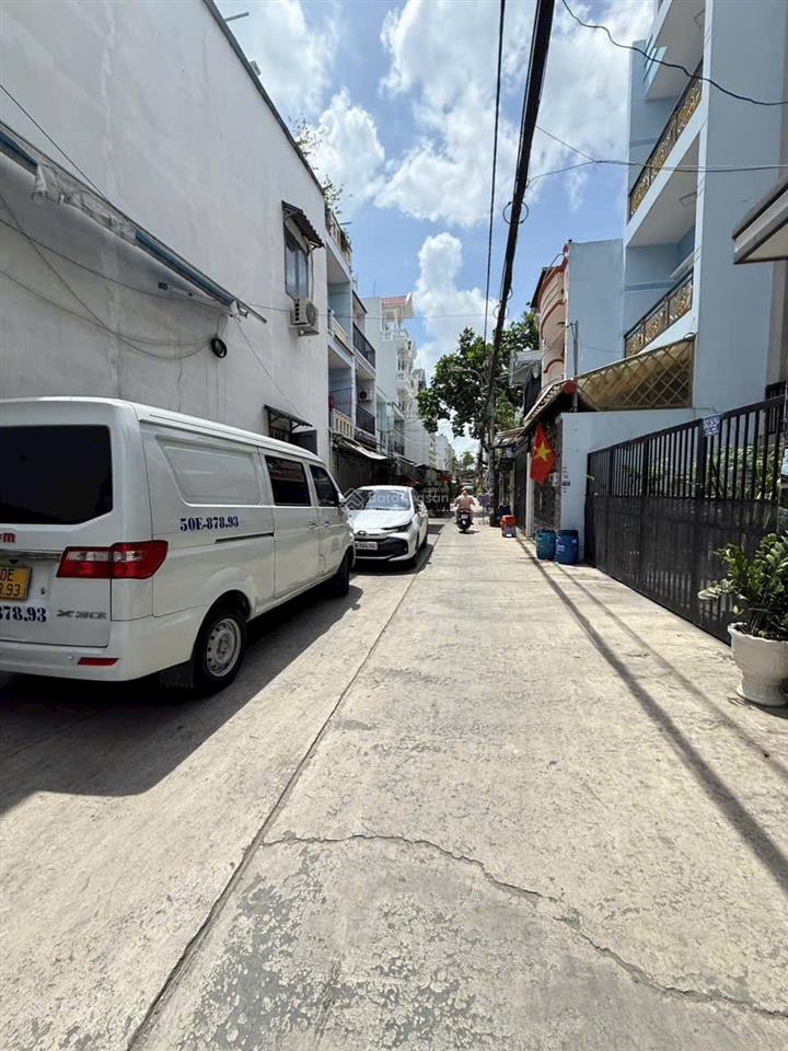 Bán nhà 4 tầng hẻm ô tô thông lê văn quới, tặng nội thất cao cấp, chỉ 7.2 tỷ