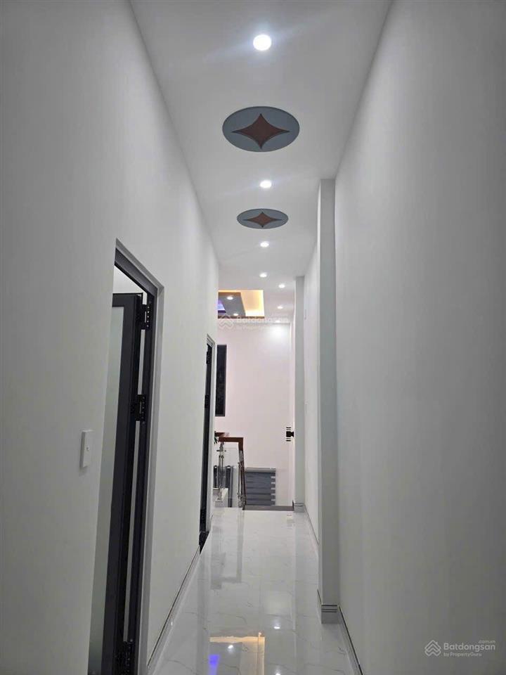 Nhà bán dt=5x21, một trệt 1 lầu, đường nhưa, gần sư đoàn 9, giá chỉ có 3,450 tỷ