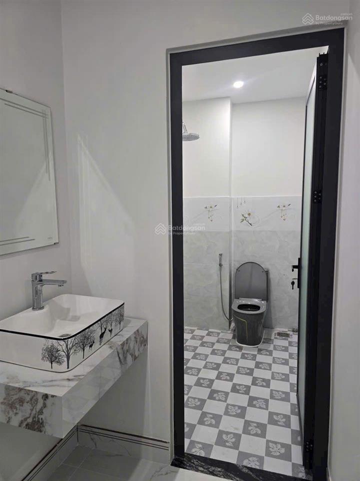 Nhà bán dt=5x21, một trệt 1 lầu, đường nhưa, gần sư đoàn 9, giá chỉ có 3,450 tỷ