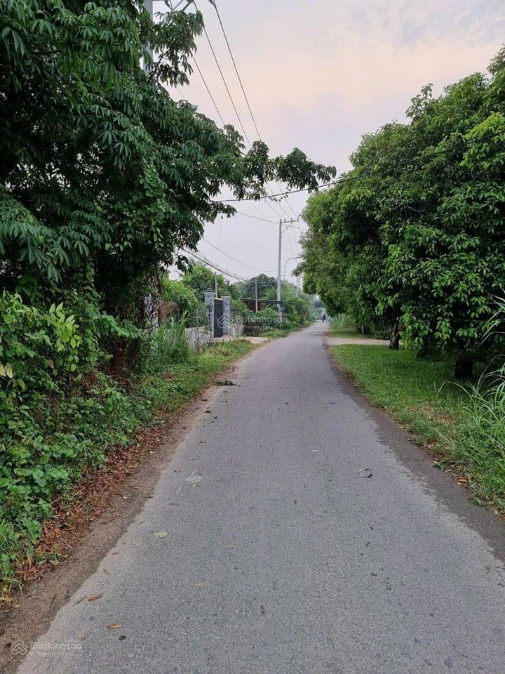 Bán đất xã tân phú trung, dt=20x40m, thổ cư hết đất, mt đường nhựa số 3