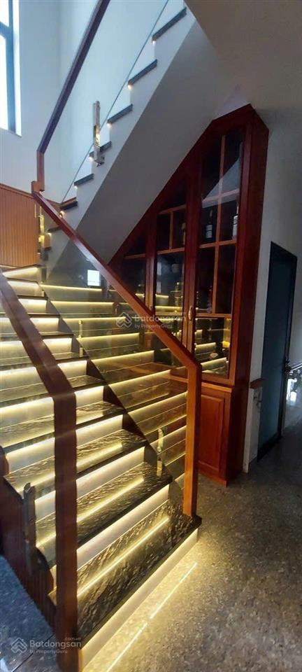 Bán biệt thự đã hoàn công, mặt tiền đường đỗ đăng tuyển, xã an nhơn tây 15x58m=925m2, giá 13,5 tỷ