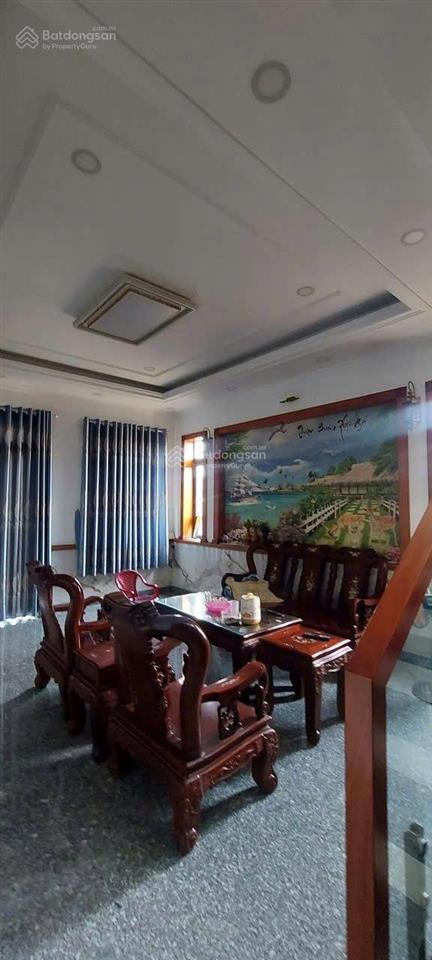 Bán biệt thự đã hoàn công, mặt tiền đường đỗ đăng tuyển, xã an nhơn tây 15x58m=925m2, giá 13,5 tỷ
