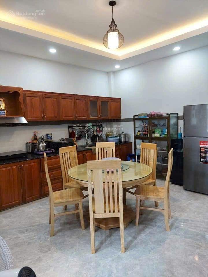 Nhà ở kết hợp kinh doanh mặt tiền đường, dt=5x20m, giá chỉ có 3,6 tỷ, phước vĩnh an, gần thị trấn