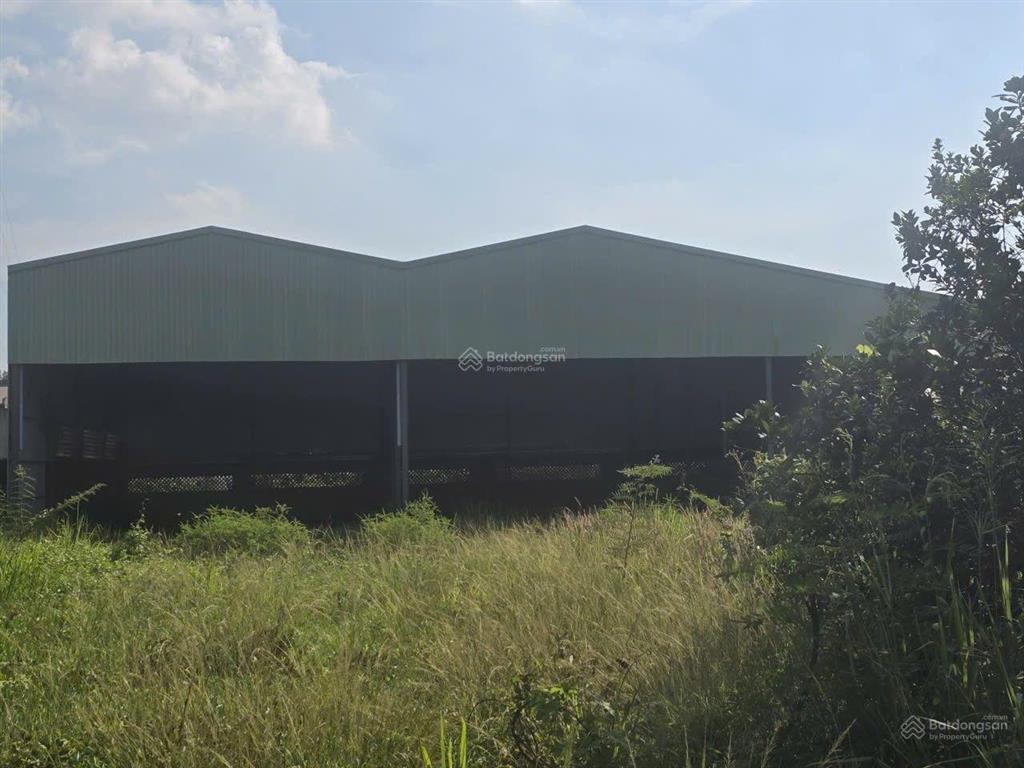 Bán kho xưởng, nhà vườn, mặt tiền đường tỉnh lộ 2 dt=2718m2 có 400m2 thổ cư, giá chỉ có 15,5 tỷ