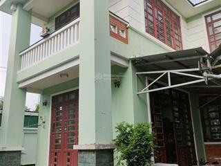 Bán 1 nhà biệt thự, 1 nhà cấp 4, và 10 ptrọ dt=2451=1267m có 261m tcư, xã phan văn cội giá 11,5 tỷ