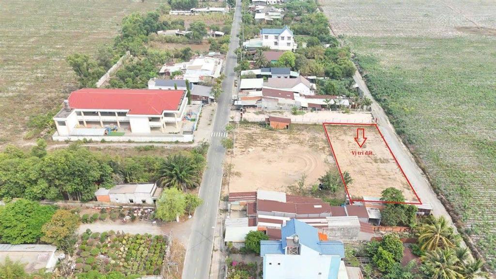 Bán đất xã an nhơn tây, dt=51x22=1140m2, có 90m2 thổ cư, gần đường tỉnh lộ 7, giá chỉ 4,6 tỷ