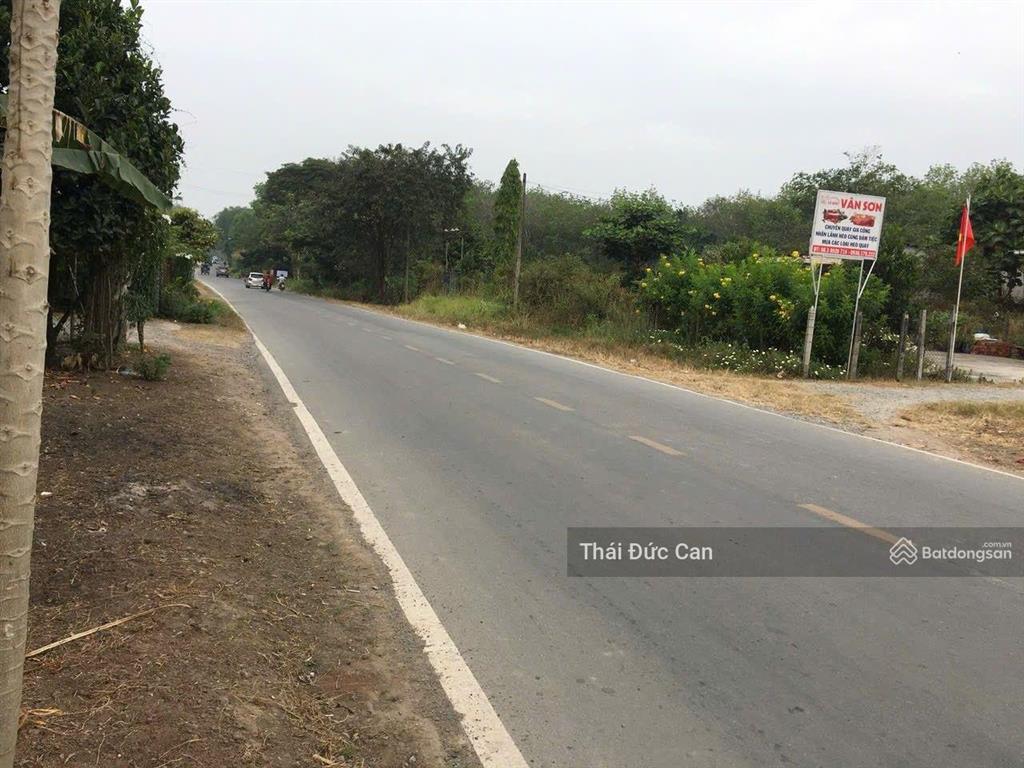 Đất mặt tiền đường tỉnh lộ 15 xã phú hòa đông dt=23x164m=3900m2 có 1000m thổ cư, cách tân quy 5km