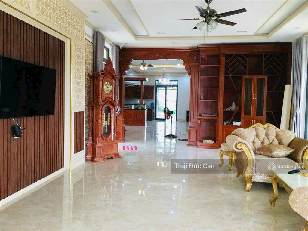 Villa + biệt thự vườn dt=3.000m2 có 300m2 thổ cư. giá chỉ 17,5 tỷ, xã phước vĩnh an, thiết kế đẳng