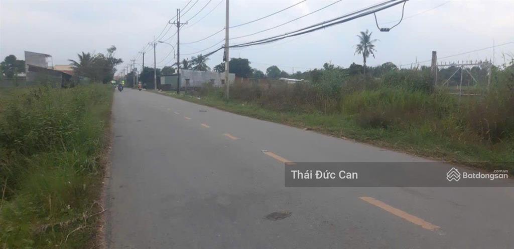 Đất mặt tiền tỉnh lộ 7, dt=4600m2 có 990m2 thổ cư, giá 22 tỷ, thuộc xã thái mỹ tổng 2 sổ