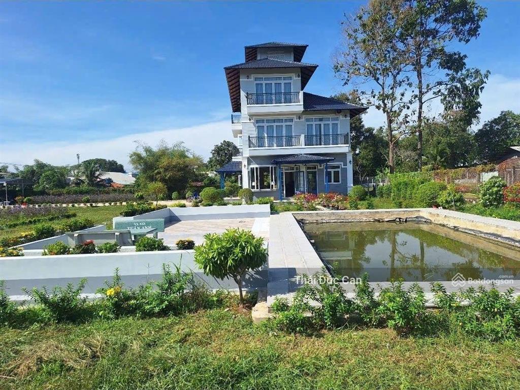 Biệt thự sân vườn, đường tỉnh lộ 7, thái mỹ, củ chi, tp. hcm. dt 2553m2 thổ cư 300m2