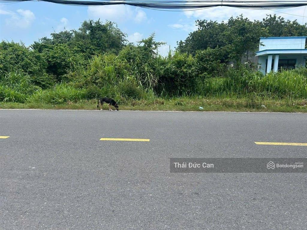 Mt nguyễn văn khạ dt=21x120m= 2.585m, có 900m thổ cư, giá chỉ 15 tỷ xã phú hòa đông, nối tỉnh lộ 15