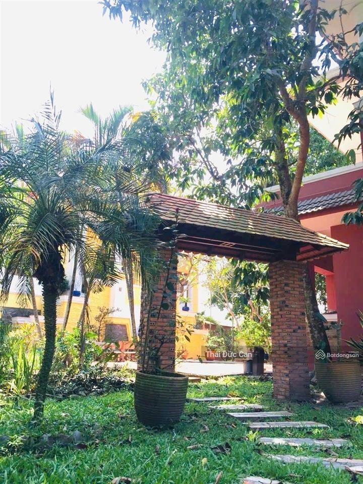 Biệt thự 4.000m², 700m² thổ cư, giá chỉ 17 tỷ. vị trí 1 sẹc nguyễn thị rành, xã nhuận đức