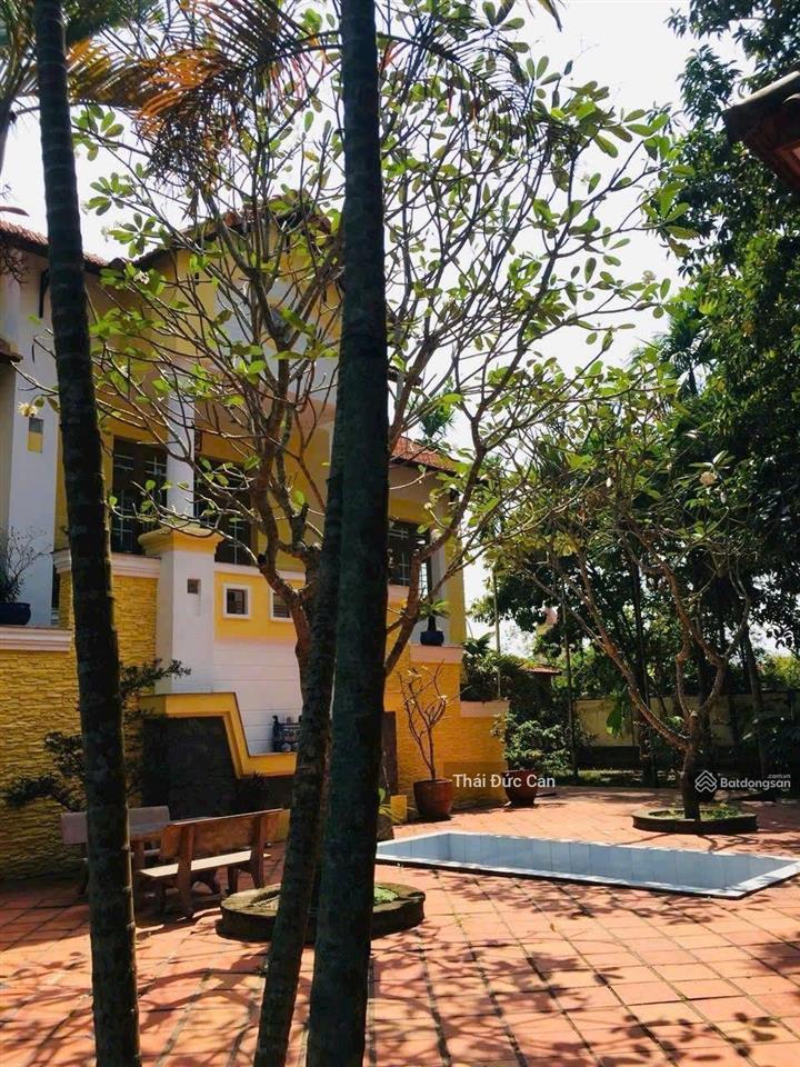 Biệt thự 4.000m², 700m² thổ cư, giá chỉ 17 tỷ. vị trí 1 sẹc nguyễn thị rành, xã nhuận đức