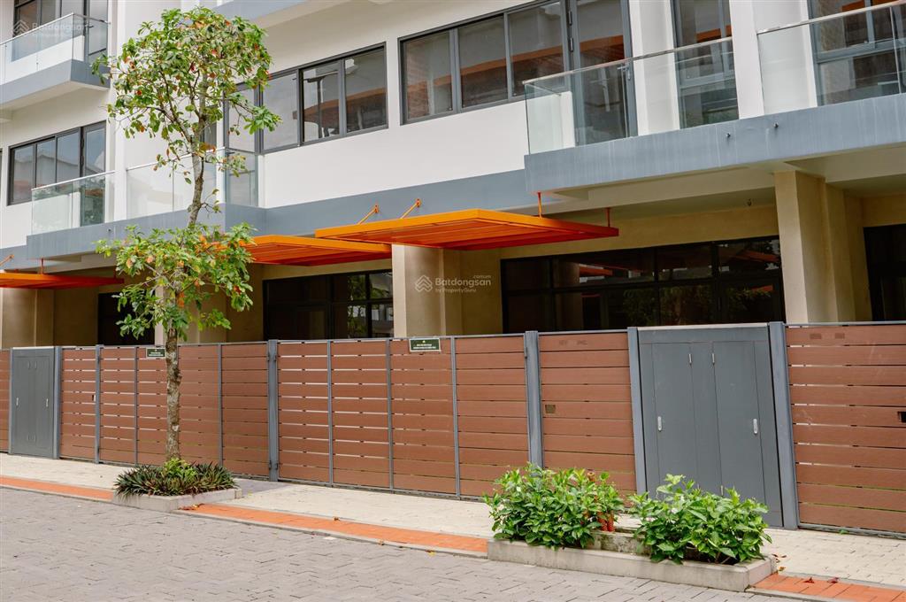 Đón đầu hạ tầng long hậu phát triển, cần bán nhà phố elite life đã có sổ hồng