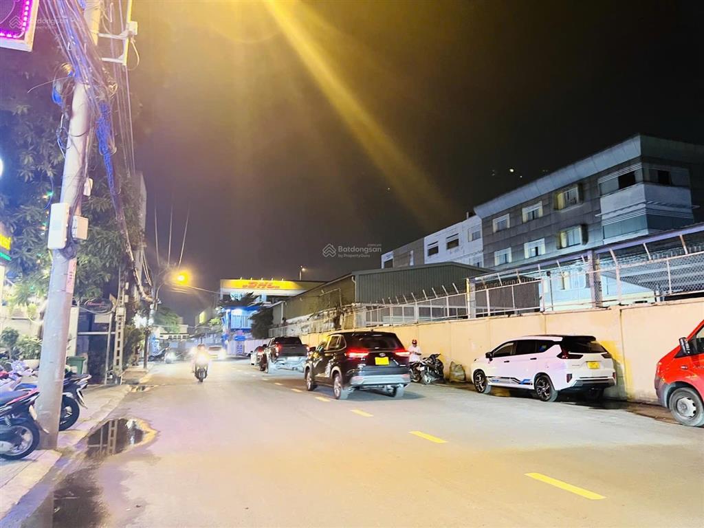 Cho thuê nhà nguyên căn vị trí vàng khu sân bay