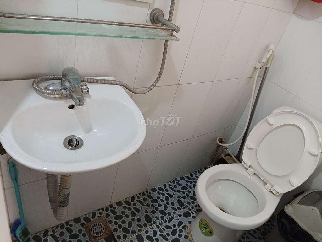 Chính Chủ Cho Thuê Phòng 176 Phố Đội Cấn