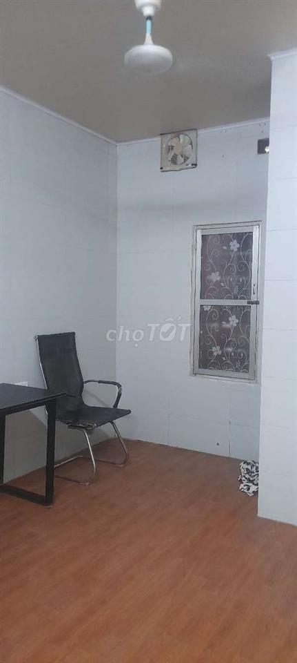 cho thuê nhà A6 p102 tầng 1 khu tập thêt Nam đồng