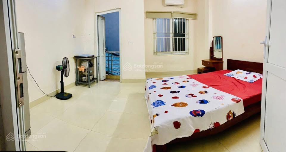 Chính chủ cho thuê ch 28e ngõ 32 hạ yên (hoặc ngõ 251 nguyễn khang) phòng 25m2 khép kín full đồ