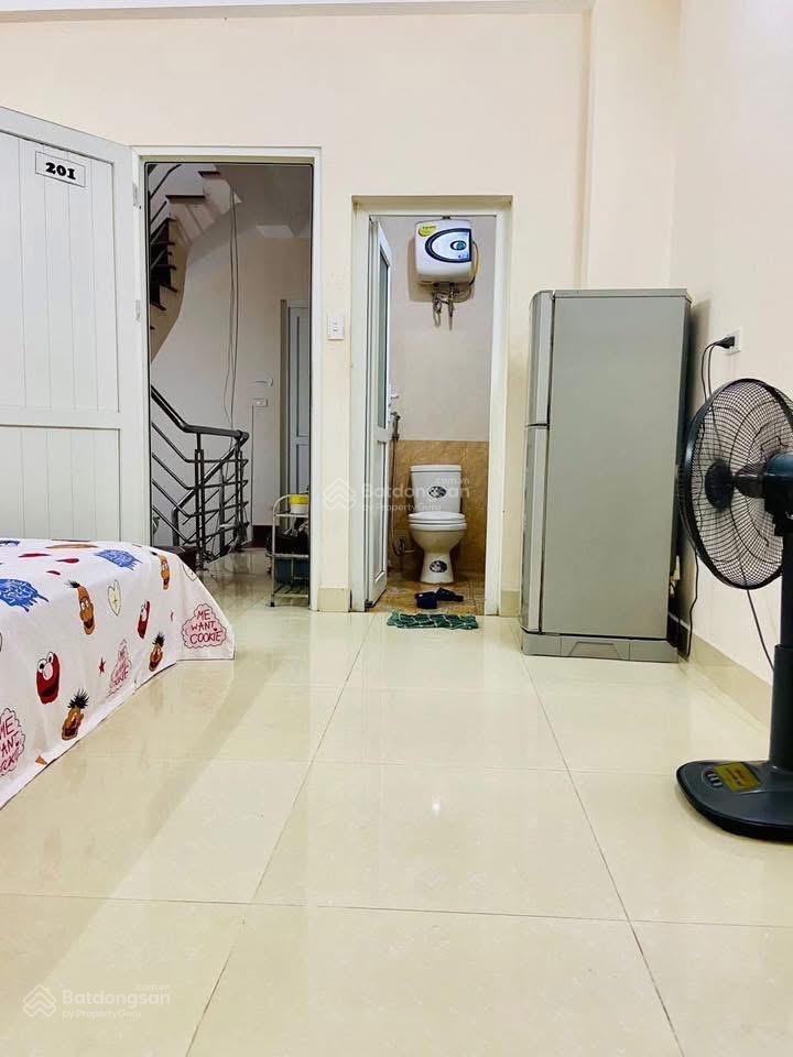 Chính chủ cho thuê ch 28e ngõ 32 hạ yên (hoặc ngõ 251 nguyễn khang) phòng 25m2 khép kín full đồ