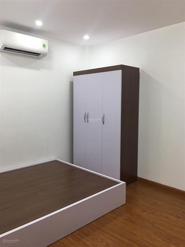 Căn hộ 2 phòng ngủ lạc long quân gần hồ tây giá 7.2tr