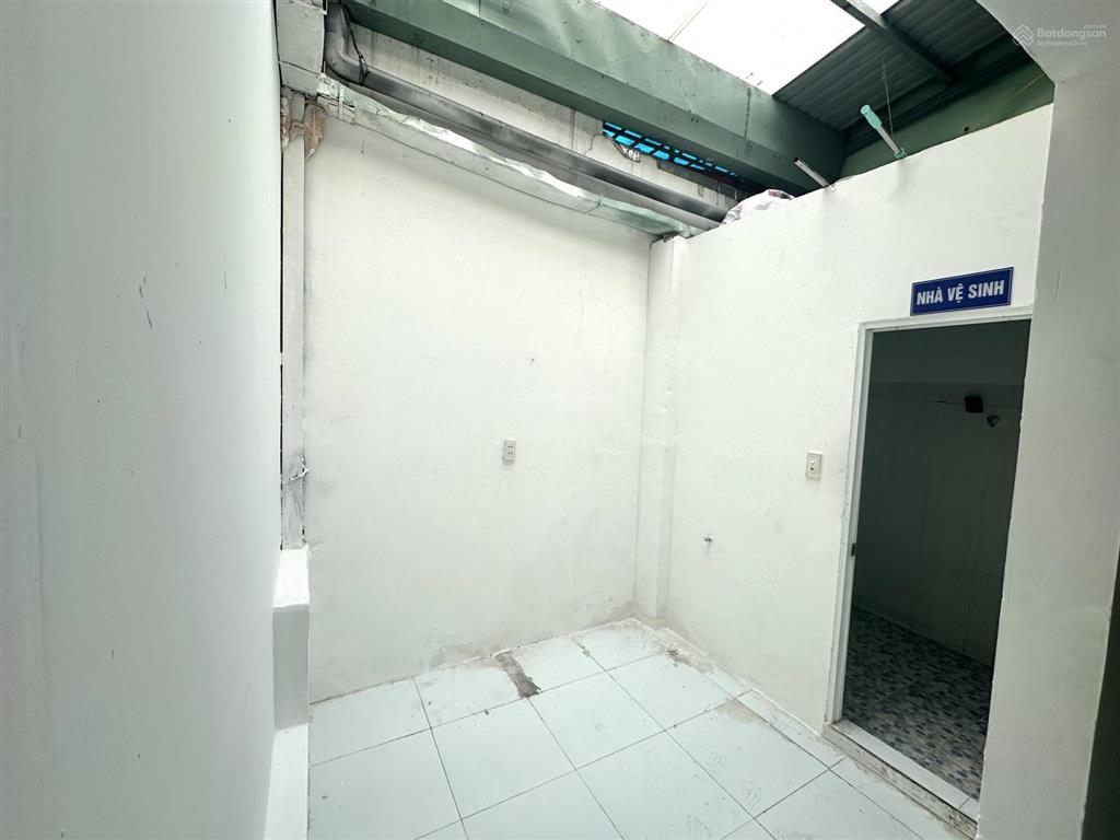 Cho thuê nhà đường 34b an phú an khánh, 17 triệu vnd, 80m2, 2pn, 2wc, máy lạnh, cửa cuốn