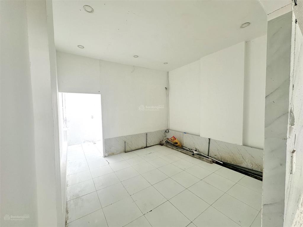 Cho thuê nhà đường 34b an phú an khánh, 17 triệu vnd, 80m2, 2pn, 2wc, máy lạnh, cửa cuốn