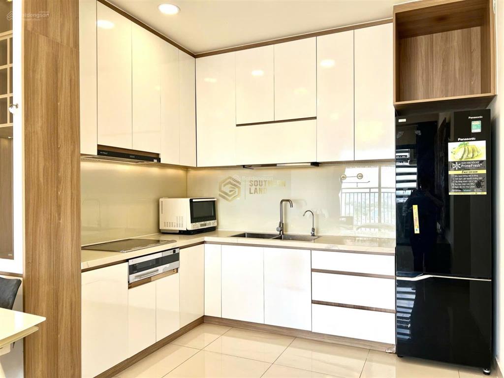 Bán gấp căn the sun avenue 2pn 2wc giá 6,4 tỷ bao tất cả