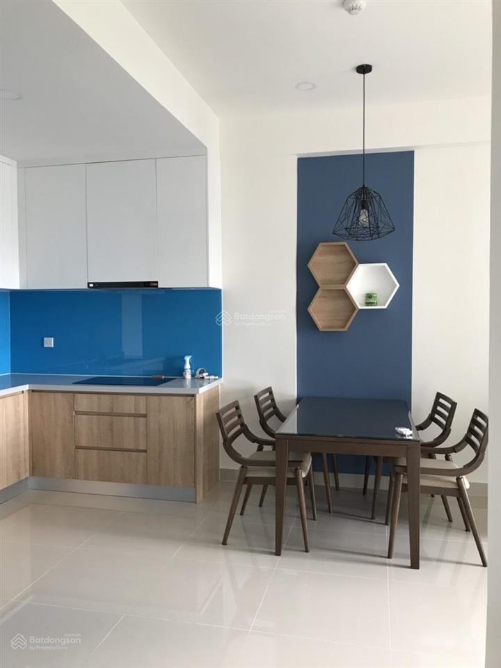 Cho thuê 2pn 2wc the sun avenue đủ nội thất giá 18 tr/tháng, nhà đẹp mới, view rất đẹp