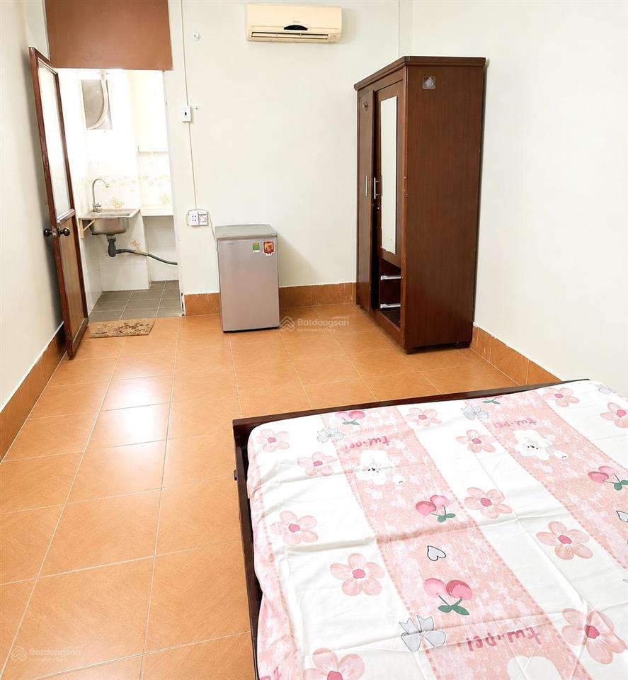 Phòng trọ giá rẻ đường cmt8, giờ tự do, khoá vân tay, thang máy, bảo vệ 24/24, ko chung chủ