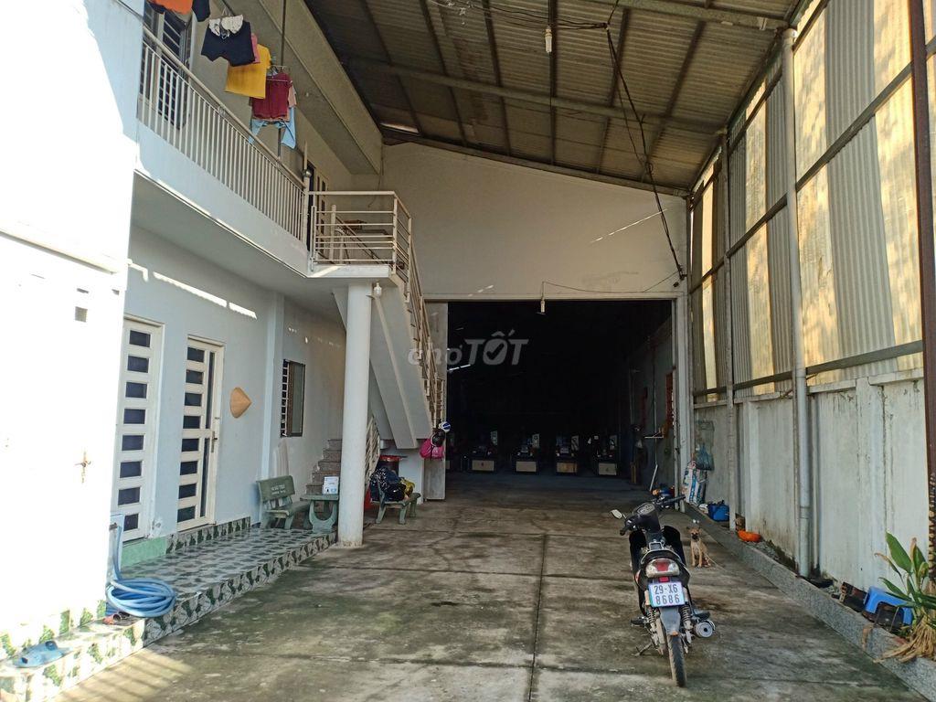 Cho thuê nhà kho xưởng diện tích 800m2