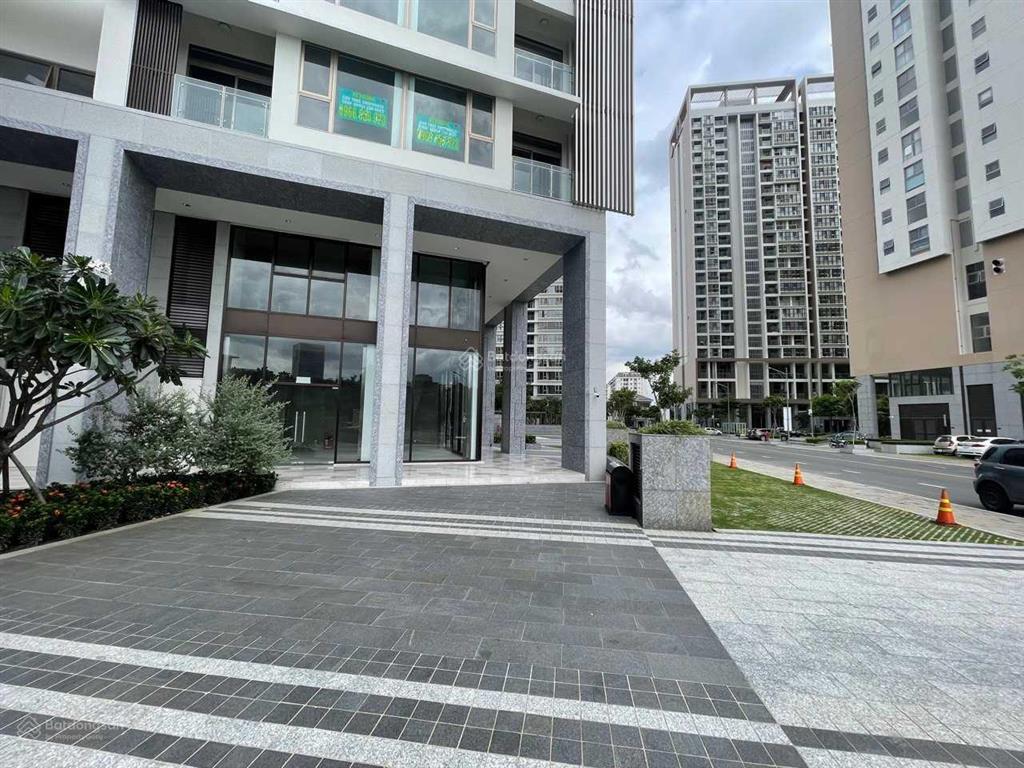 Hoàng villa  chuyên cho thuê mặt bằng phú mỹ hưng, nguyễn văn linh, nguyễn đức cảnh, phạm văn nghị