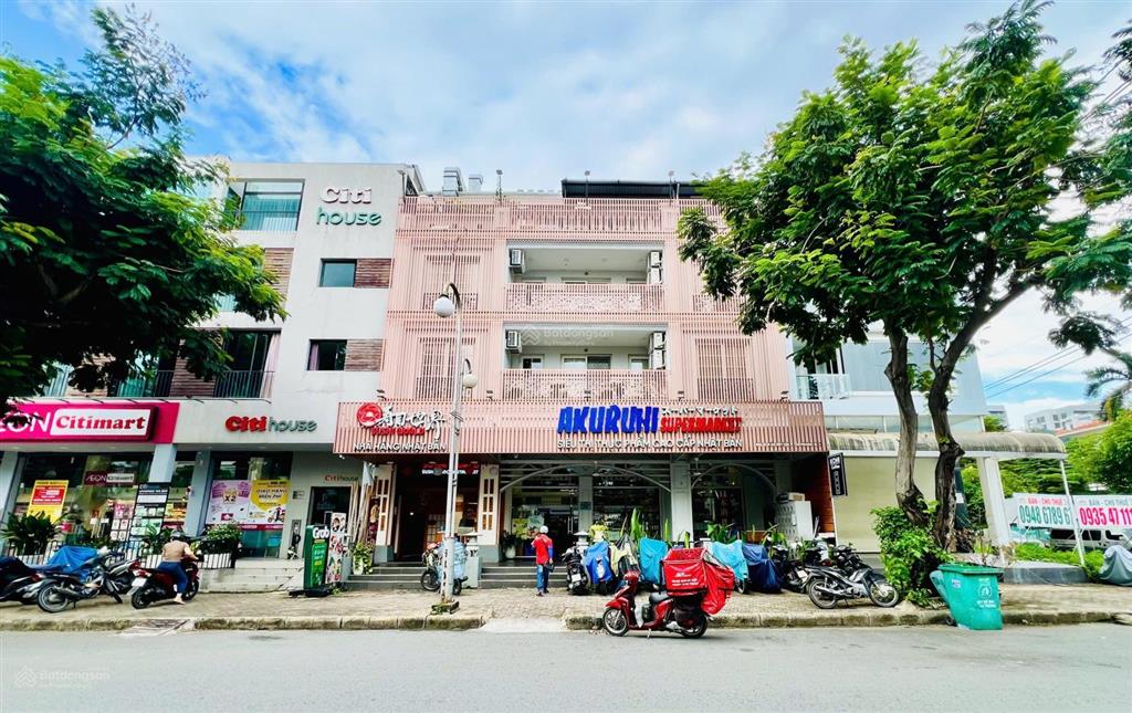 Hoàng villa  chuyên cho thuê mặt bằng phú mỹ hưng, nguyễn văn linh, nguyễn đức cảnh, phạm văn nghị