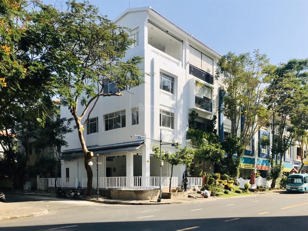 Vũ hoàng villa  cho thuê mặt bằng nhà phố thương mại  trung tâm phú mỹ hưng. cạnh bên cầu ánh sao