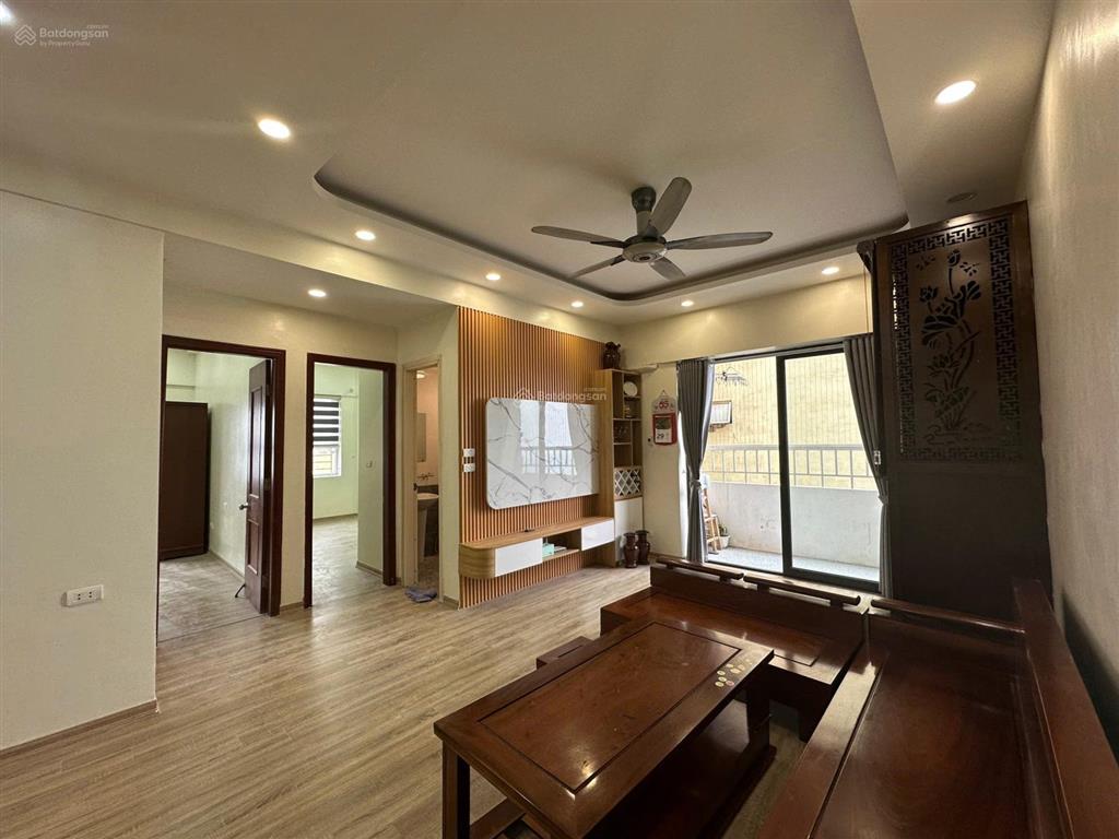 Chính chủ bán nhanh căn góc 83m, nhà đẹp  full nội thất giá cực tốt chung cư nam xa la