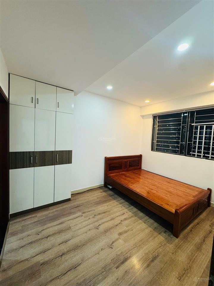 Chính chủ bán nhanh ch  60m, full nội thất đẹp, tầng trung tòa c vinaconex2 kđt kim văn kim lũ
