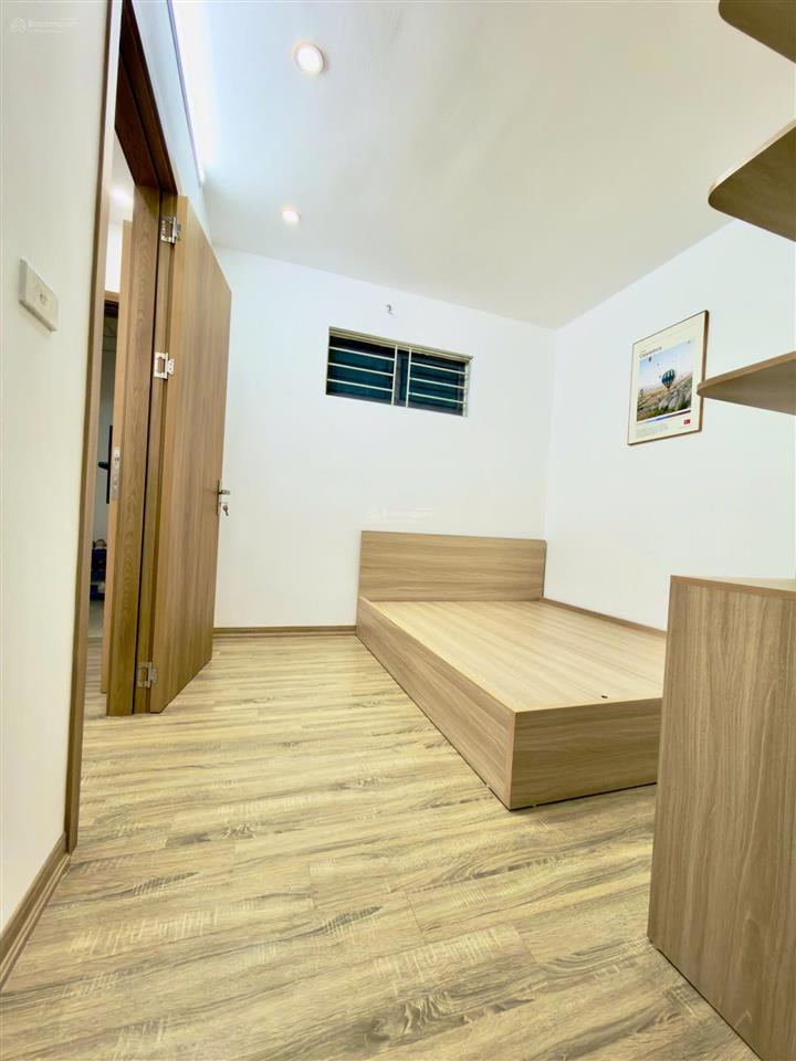 Tài chính hơn 3 tỷ sở hữu ngay ch  2pn  sđcc, nội thất tiện ích tòa ct12 kim văn kim lũ