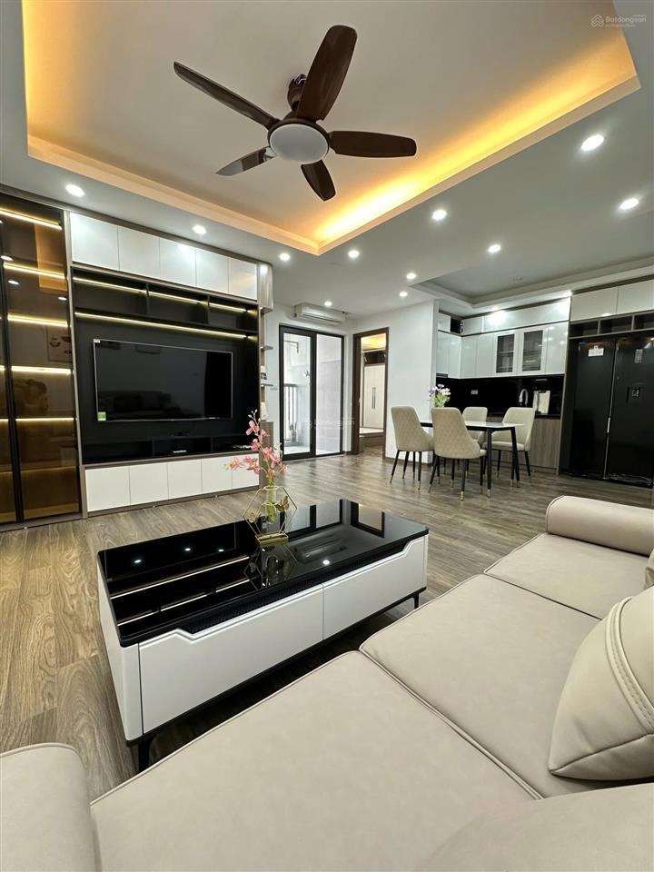 Căn hộ chung cư 63 m2, 2pn, 1wc, nội thất đầy đủ, khu vực tòa bắc rice city khu đô thị tây nam linh