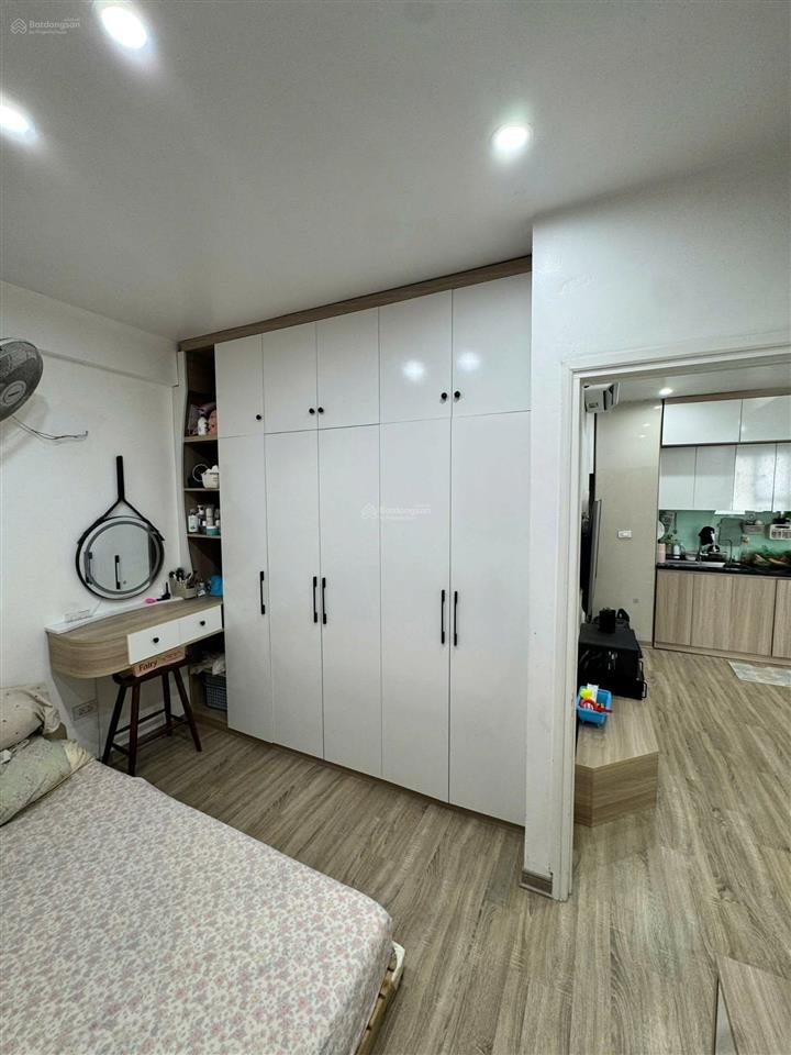 Chỉ với 4.4x tỷ! sở hữu ngay ch  2pn, nội thất đẹp tòa vinaconex2 kim văn kim lũ