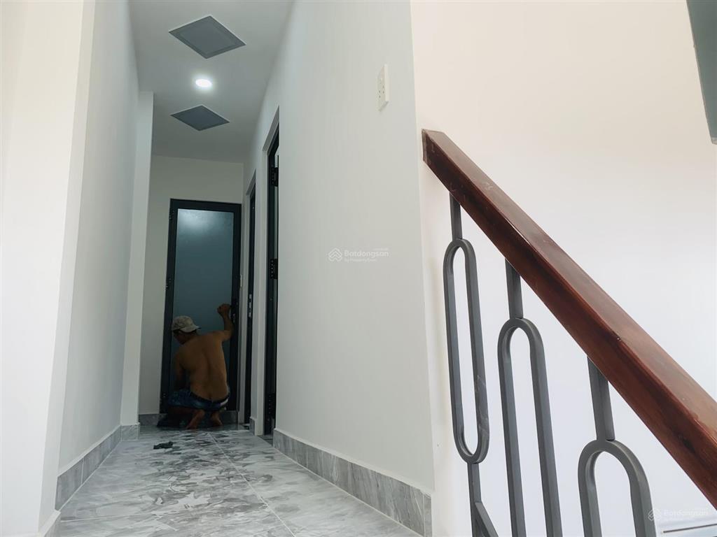 Bán nhà mới 2026 ấp 3 gần chợ đầu mối