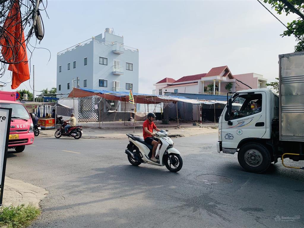 Bán lô đất 21x27m, 2 sổ riêng 2 mt trần văn mười