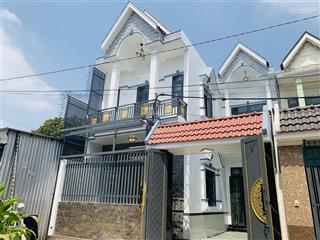 Vila 8x15 sổ riêng gần trường cấp 3 phạm văn sáng.công viên sinh thái hm