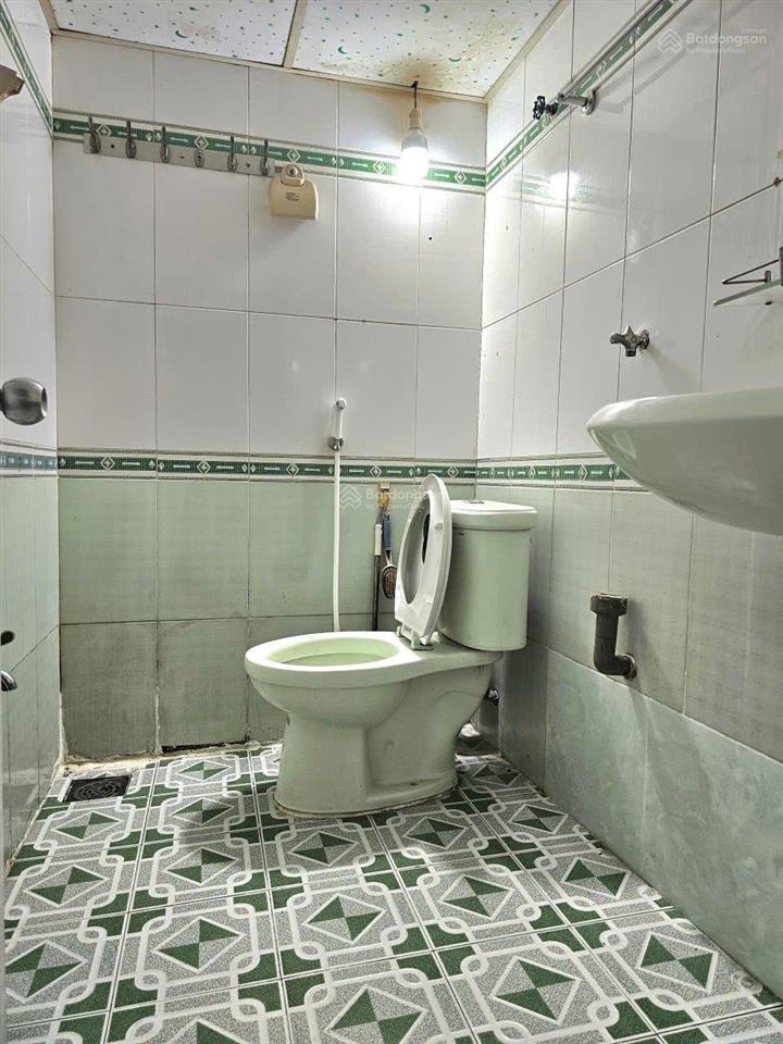 Mình chính chủ bân nhà hẻm 6m đường tỉnh lộ 10, ngay đường tên lửa