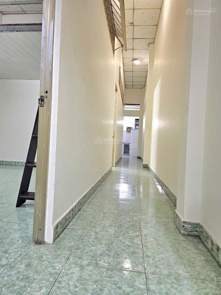 Mình chính chủ bân nhà hẻm 6m đường tỉnh lộ 10, ngay đường tên lửa