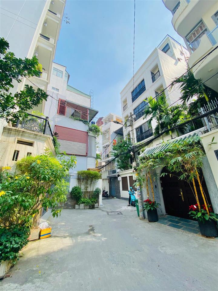 Hẻm 6m nguyễn cửu vân, p17, bt  dt 5x14m, vuông vức (sẵn 5 tầng, full nt) chỉ 16,5 tỷ tl