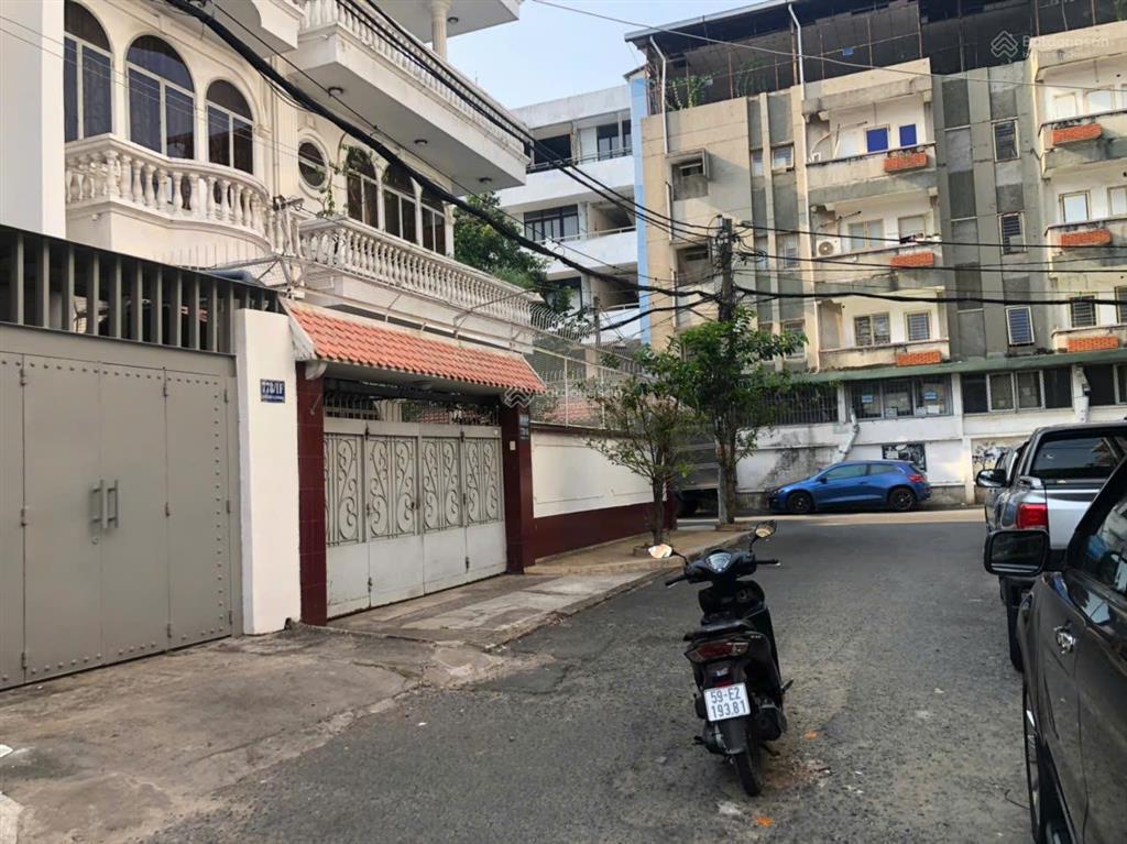 Nhà 4 tầng đường nhựa 10m nguyễn kiệm sát sân bay 77m2 chỉ 13,5 tỷ