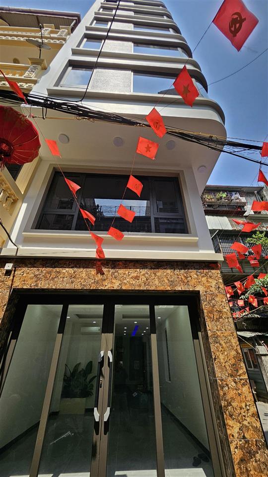 Nhà ngõ 469 nguyễn trãi, dt 80m2, xd 8 tầng, mt 5.5m, 3 mặt thoáng, ô tô đỗ, thang máy, 31 tỷ