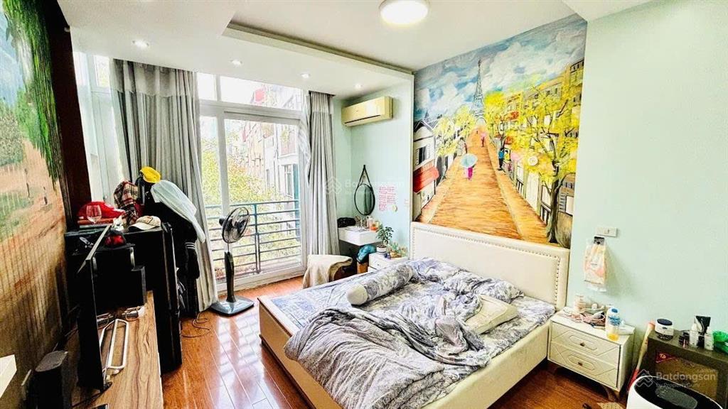 Bán nhà ngõ 54 nguyễn chí thanh, dt 33m2, xd 4 tầng, mt 4m, thoáng sau, tiện kd. giá 11.2 tỷ.