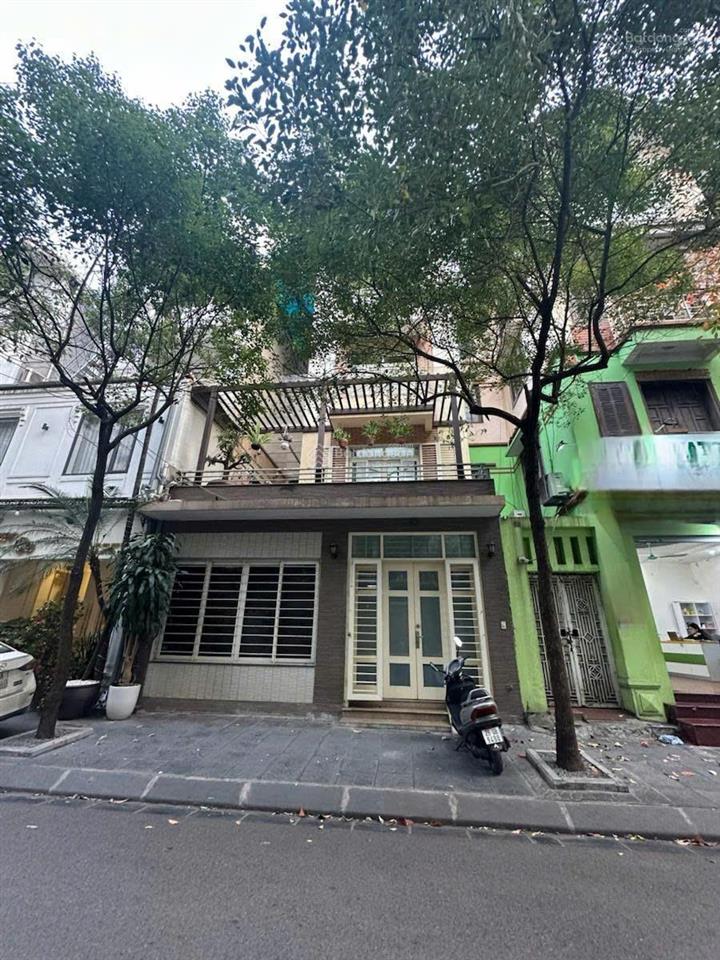 Bán nhà ngõ 12 nguyễn văn huyên dt 73m  5 tầng mt 4,5m  đường 7m  2 mặt ngõ rent 35 tr/th