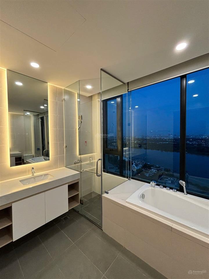 Giá rẻ nhất tt ! bán căn duplex penthouse d'edge thảo điền view sông trực diện  suất nnn (spa)